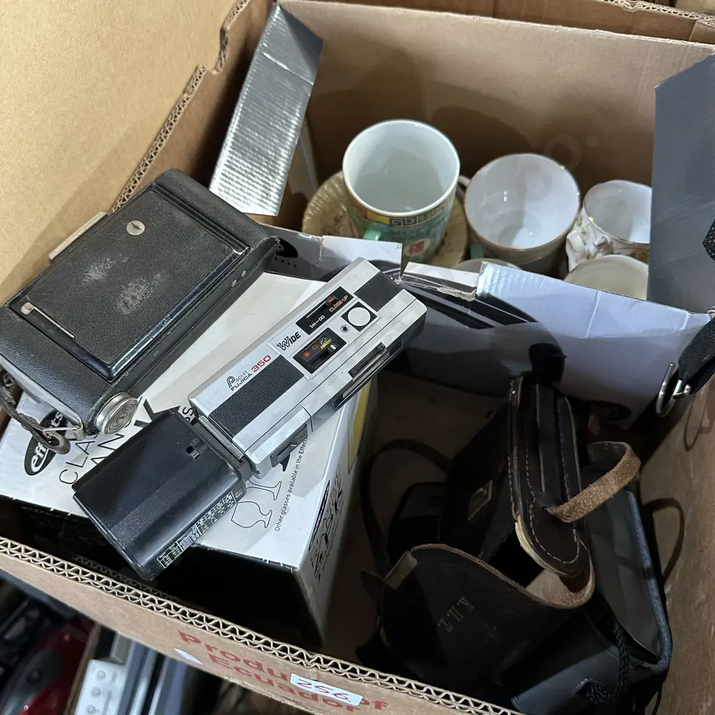 cameras and glassware etc Image 1++