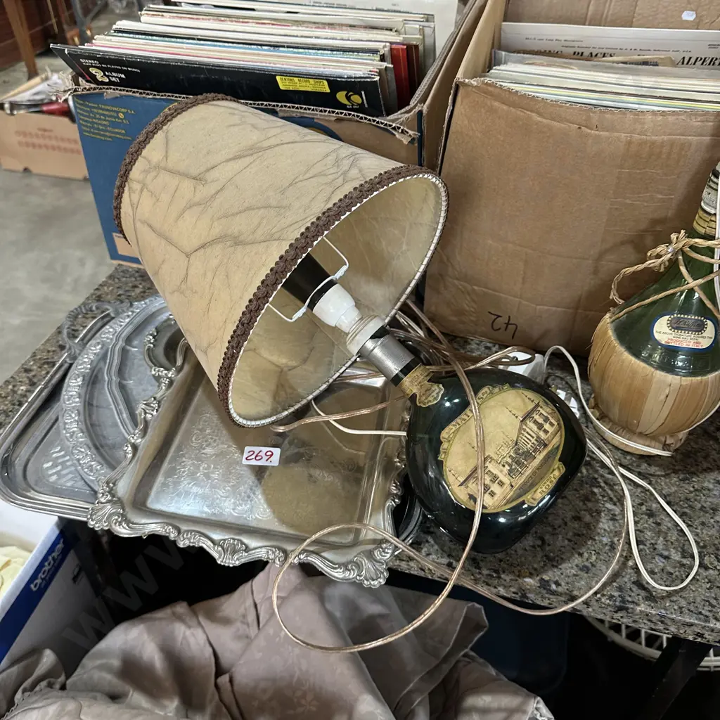 lamps and silver trays Image 1++
