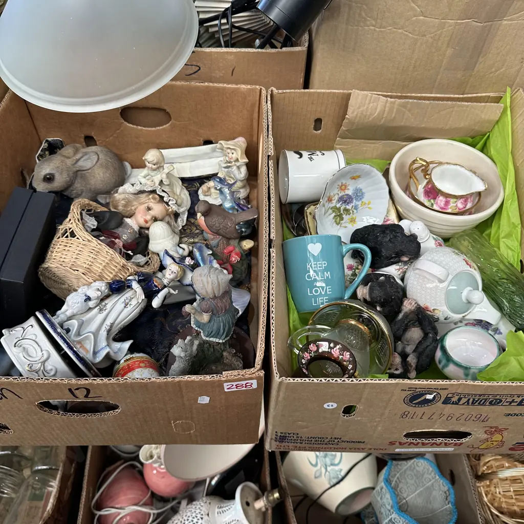 2 box collectables Image 1++