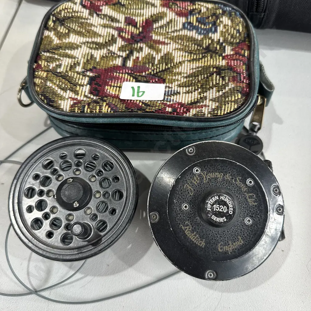 J W Young & Sons 1520 reel & extra spool Image 1++