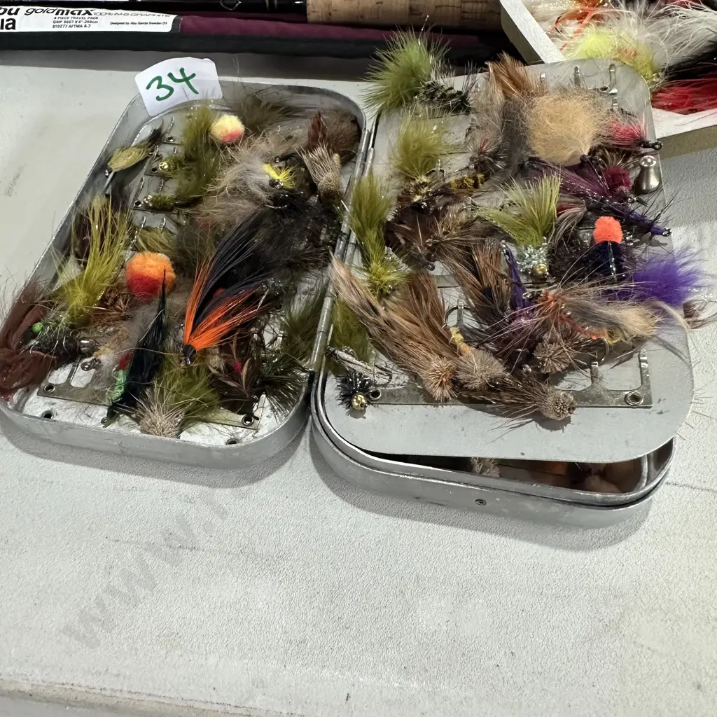 Large Weatley fly box and contents Image 1++