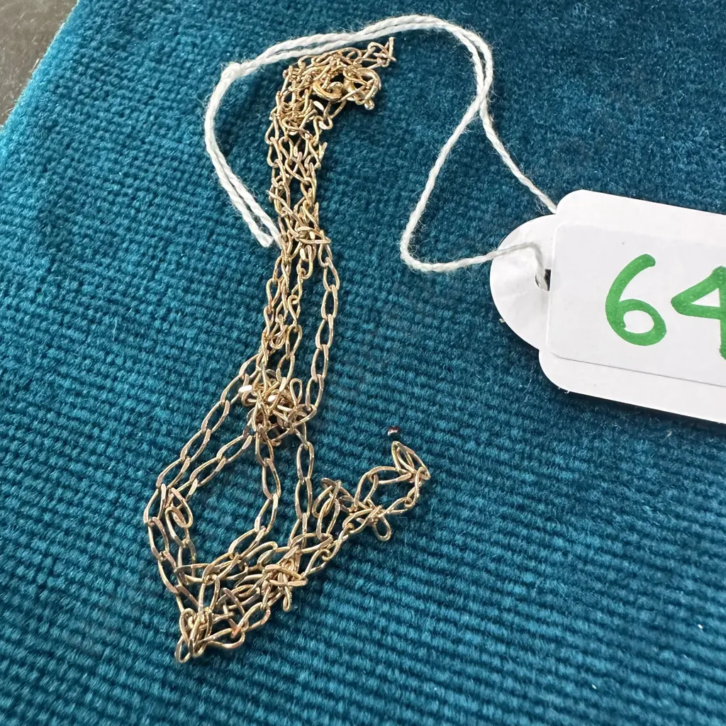 9ct gold 60cm necklace all stamped. (3.25g) Image 1++
