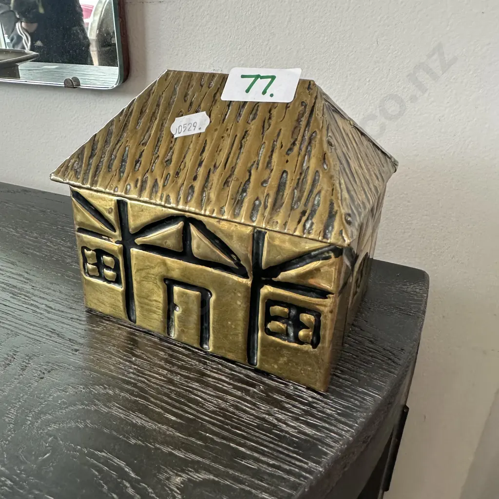 Hand made Brass/wood trinket box Image 1++