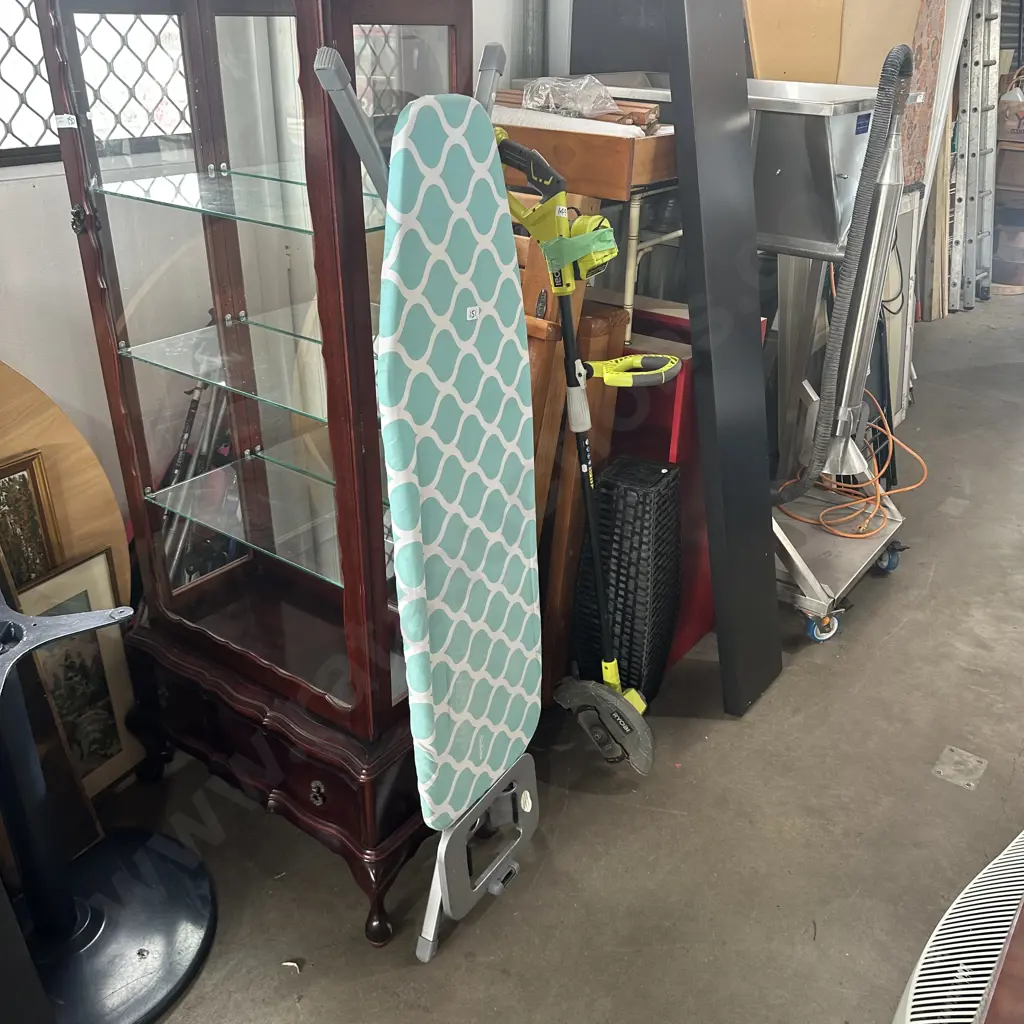 Iron board Image 1++