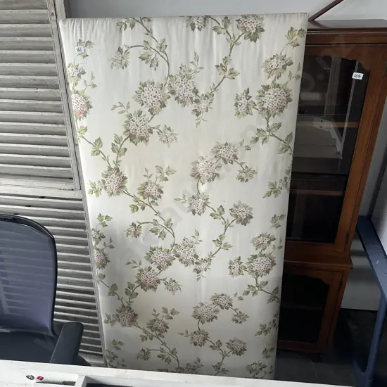 headboard