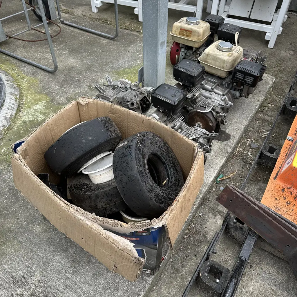 tyres and motors as is Image 1++