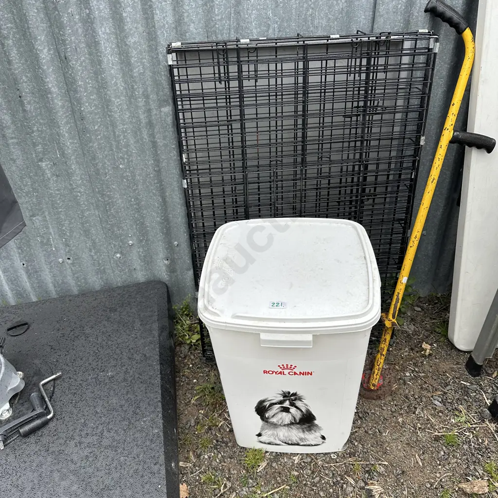 dog food container, cage and edger Image 1++