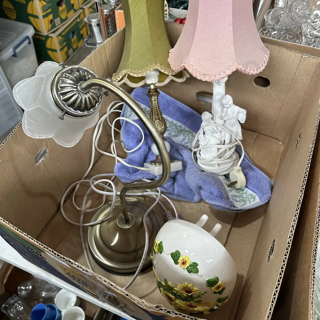 3 lamps  etc Image 1++
