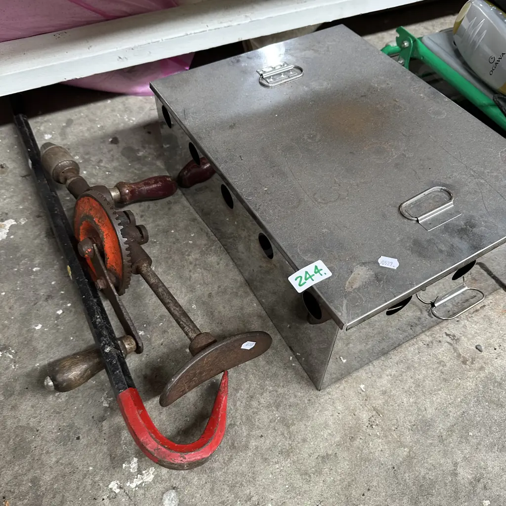 Crowbar,drill and smoker Image 1++