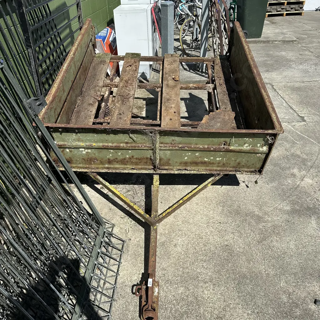 Paddock Art !  or Garden trailer that can still be towed Image 1++