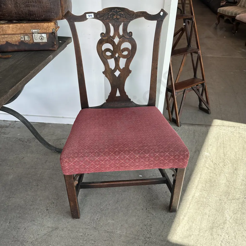 Antique Chippendale style chair Image 1++