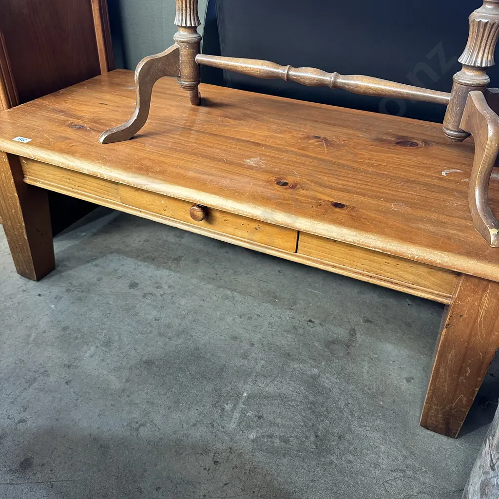 Coffee table Image 1++