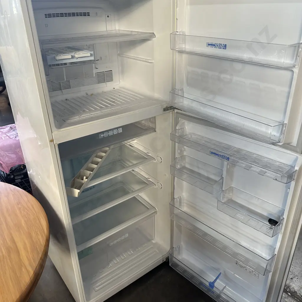 fridge freezer Image 1++