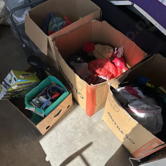 4 box asst toys etc