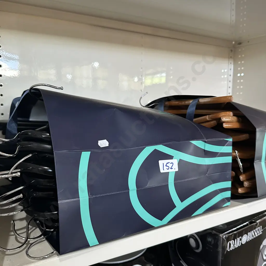 2 bags hangers Image 1++