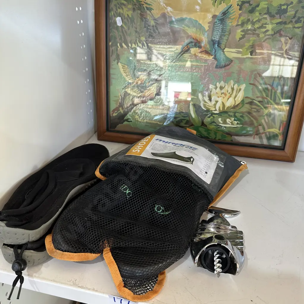 paiting, booties, opener Image 1++