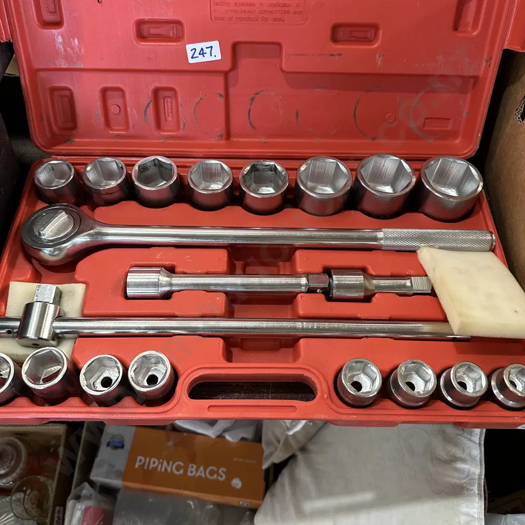 large socket set Image 1++