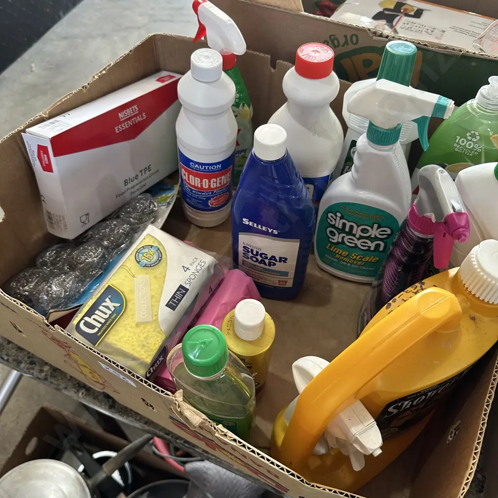 cleaning products Image 1++