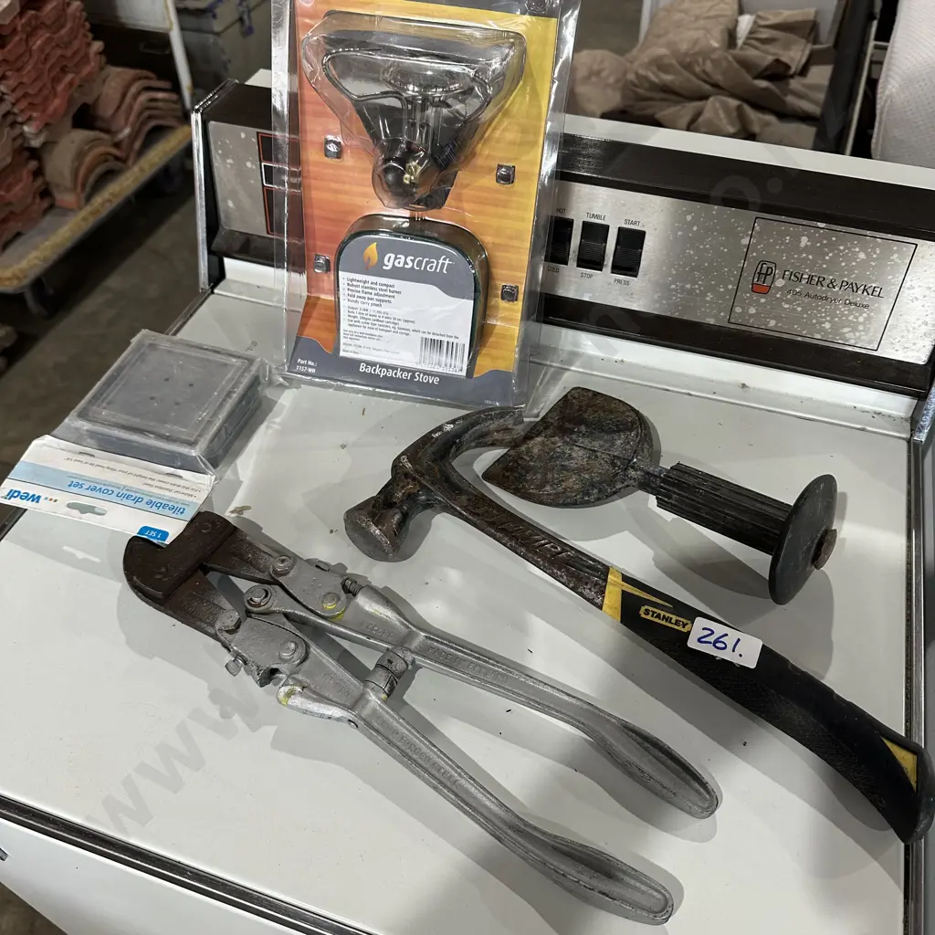 tools and stove Image 1++