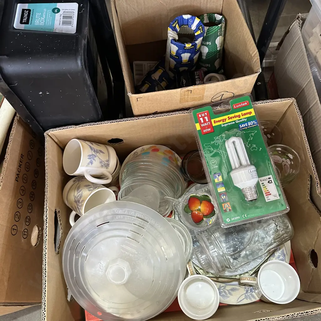 2 box inc light bulbs Image 1++