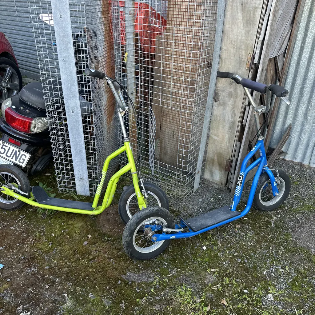 2 x scooters Image 1++