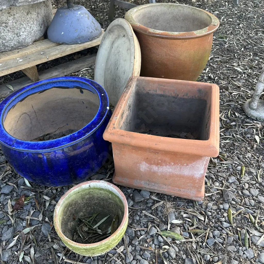 4 planters Image 1++