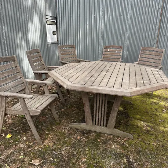 Wooden outdoor table and 8 chairs, good quality solid Kwela