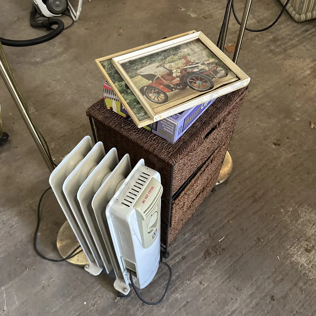 wicker drawers, lamps, heater etc Image 1++