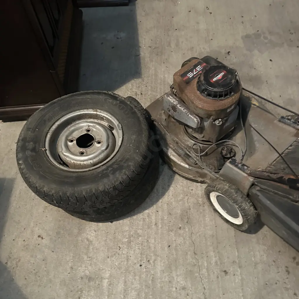 mower as is and pr of garden trailer wheels Image 1++