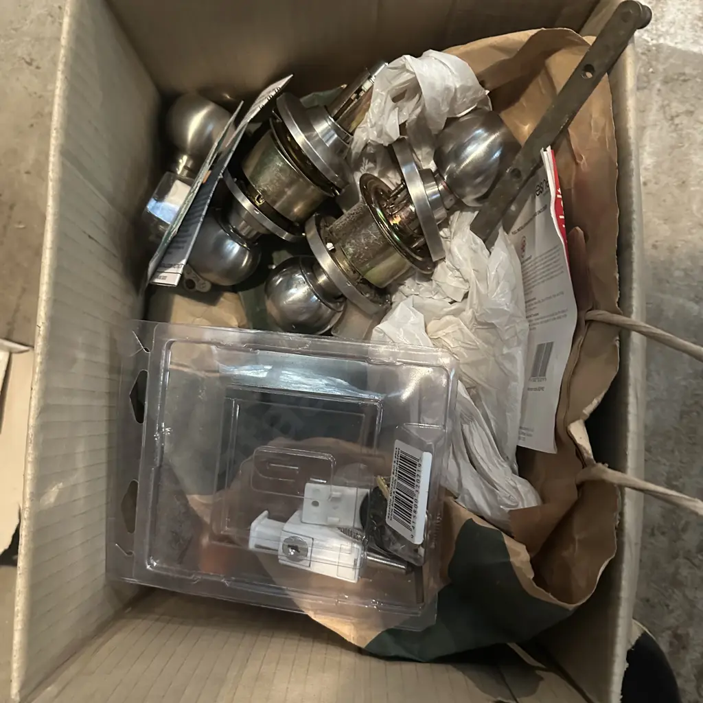 box of hardware Image 1++