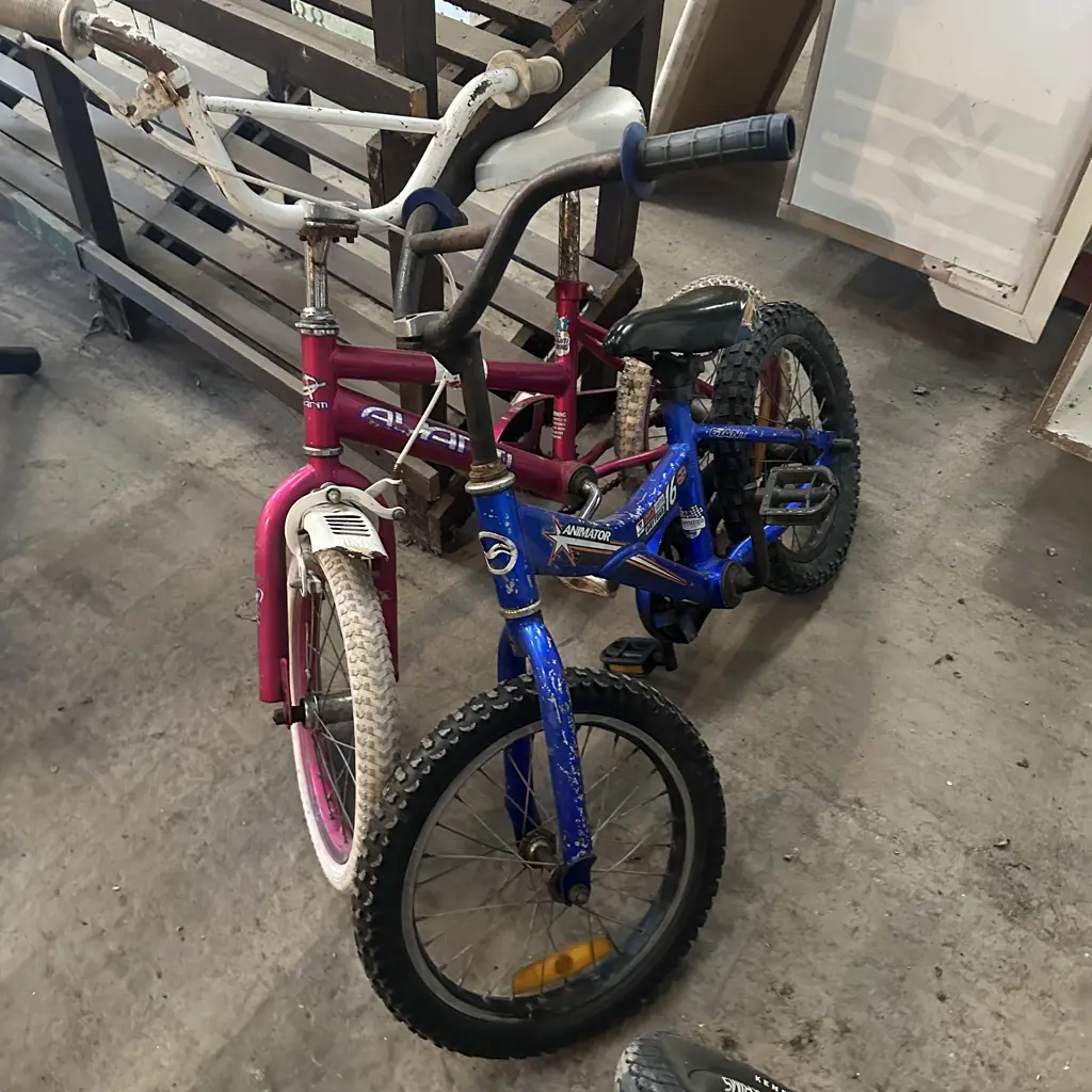 2 kids bikes Image 1++