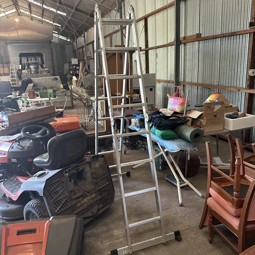 ladder Image 1++