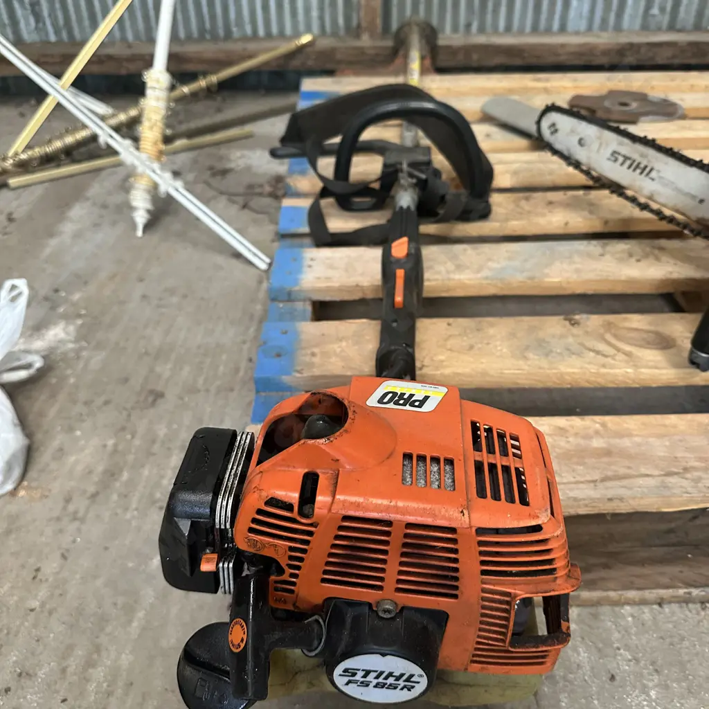stihl pro strimmer - sold as workling Image 1++