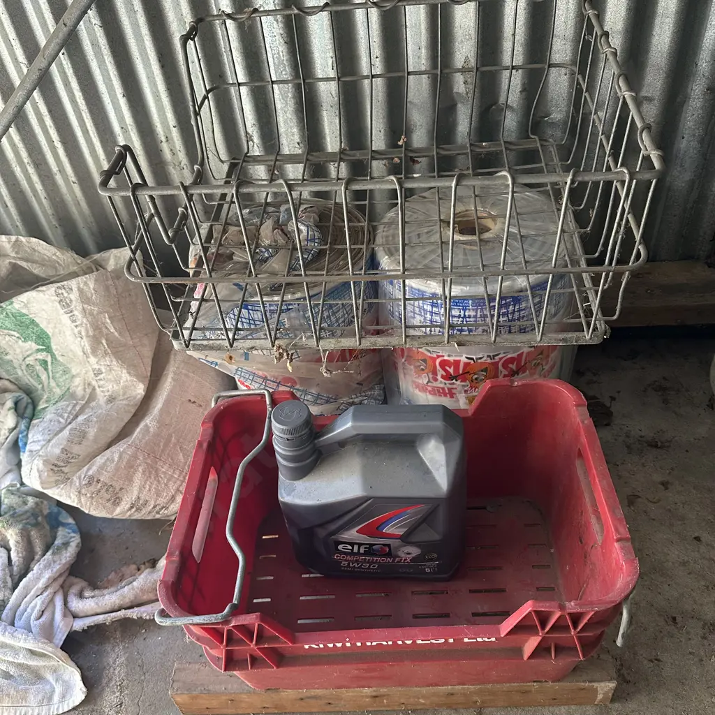 Onion bags and wire rack, bin etc Image 1++