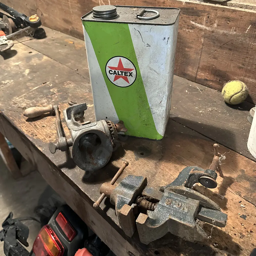 full caltex tin, vice and mincer Image 1++