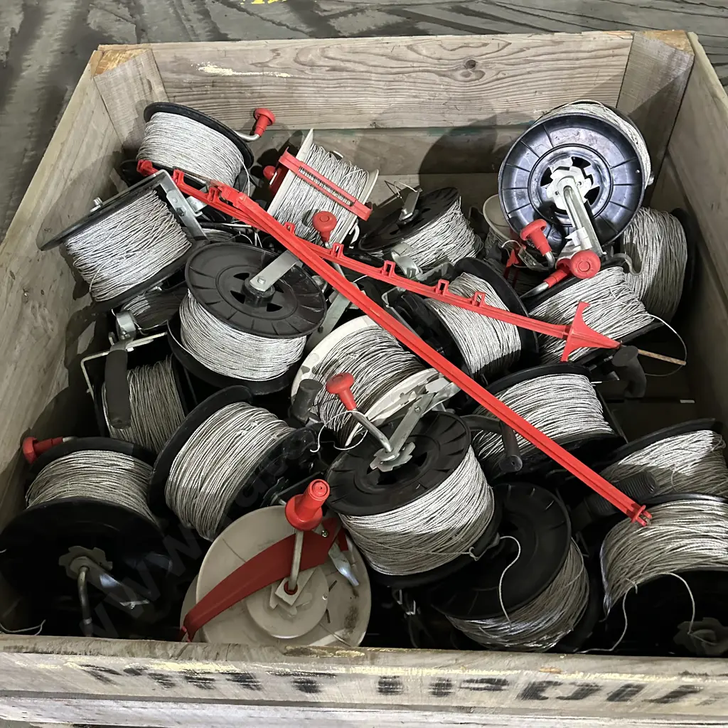 Over 50 electric fence reels, 2 bins of standards, 8 power units Image 1++