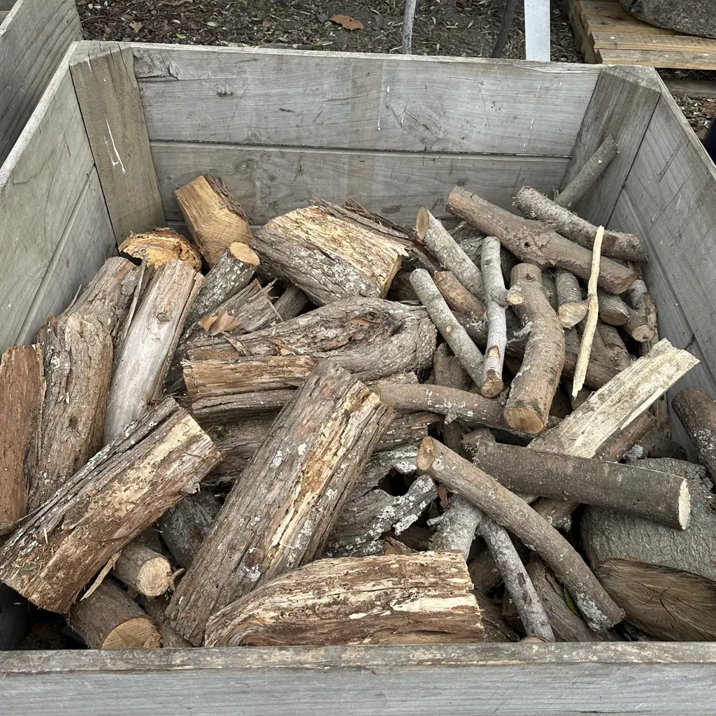 2/3rds  bin mixed wood Image 1++