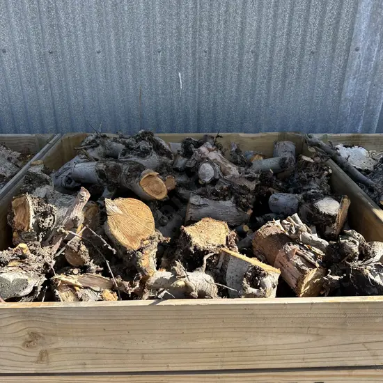 Generous bin full of fruitwood (not the bin)
