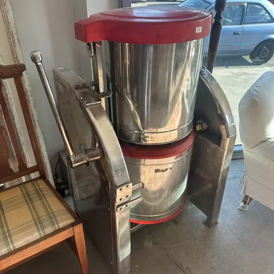 Electra commercial  tilting grinder 10kg