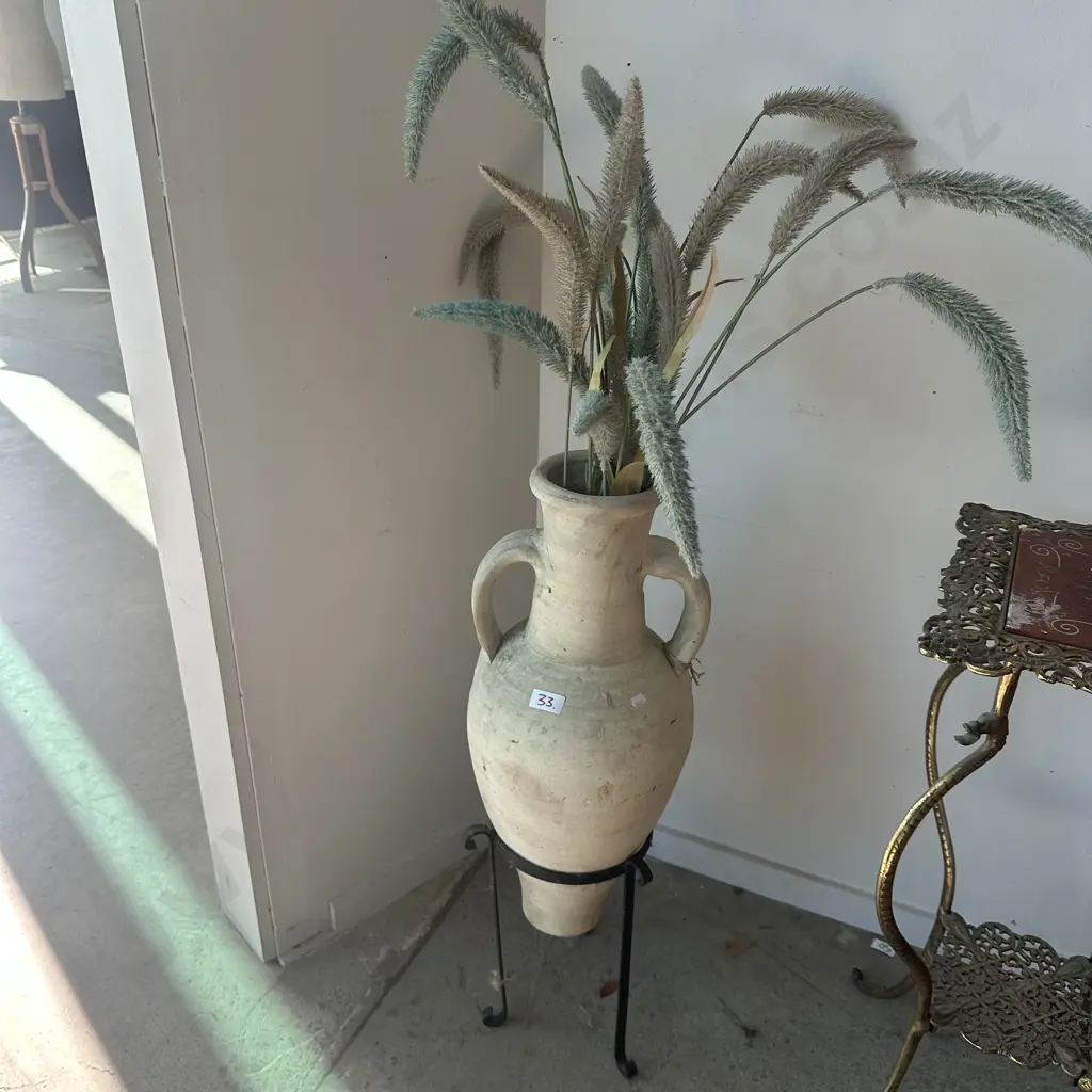 pottery floor vase Image 1++