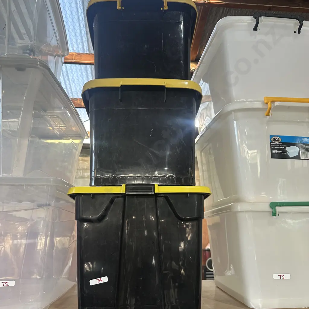 3 good black bins Image 1++
