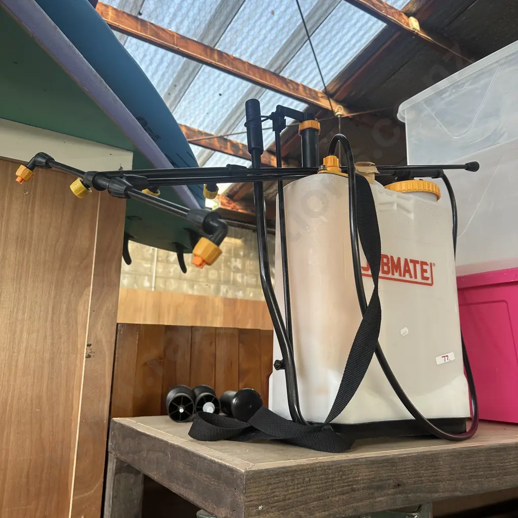 sprayer- good condition Image 1++