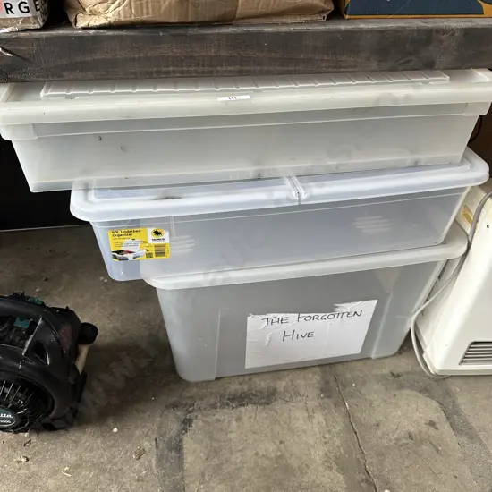 3 plastic bins