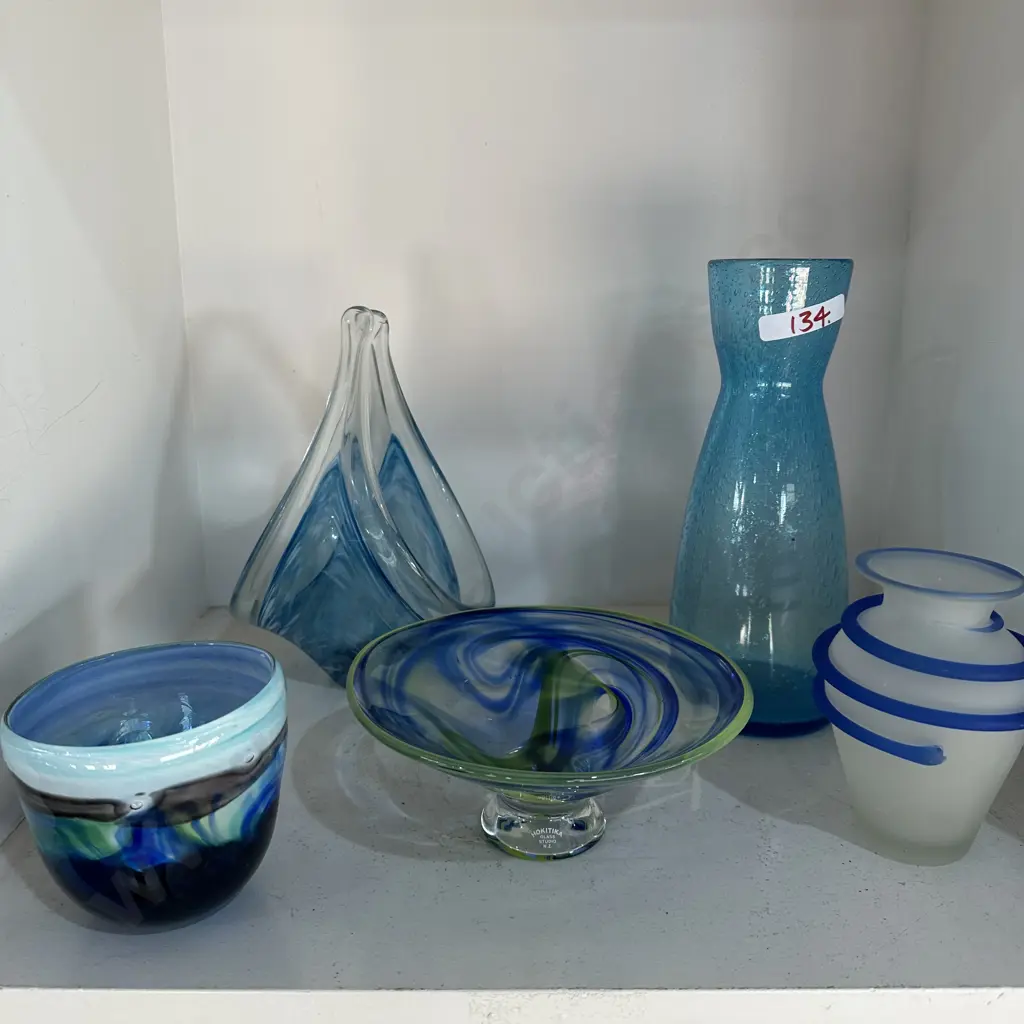 5 Art glass items inc Hokitika Image 1++