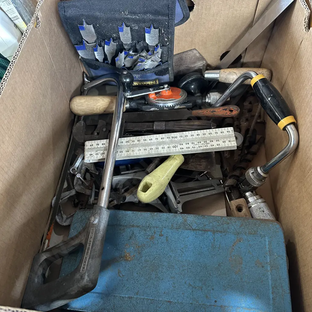 Box of tools Image 1++