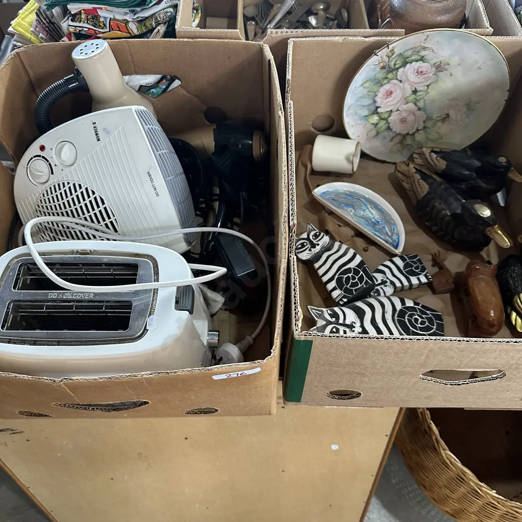 2 Boxes Toaster, heater, lamp, hair dryer etc Image 1++