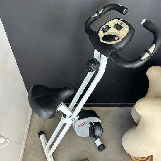 Exercycle machine
