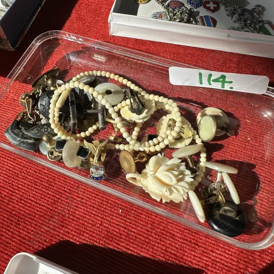 Buttons and links etc