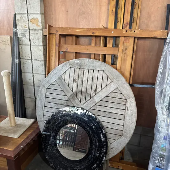 Bedends, outdoor table & mirror - all average
