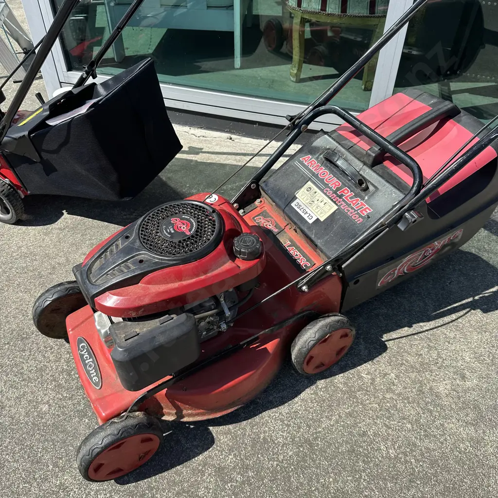 Cyclone mower Image 1++